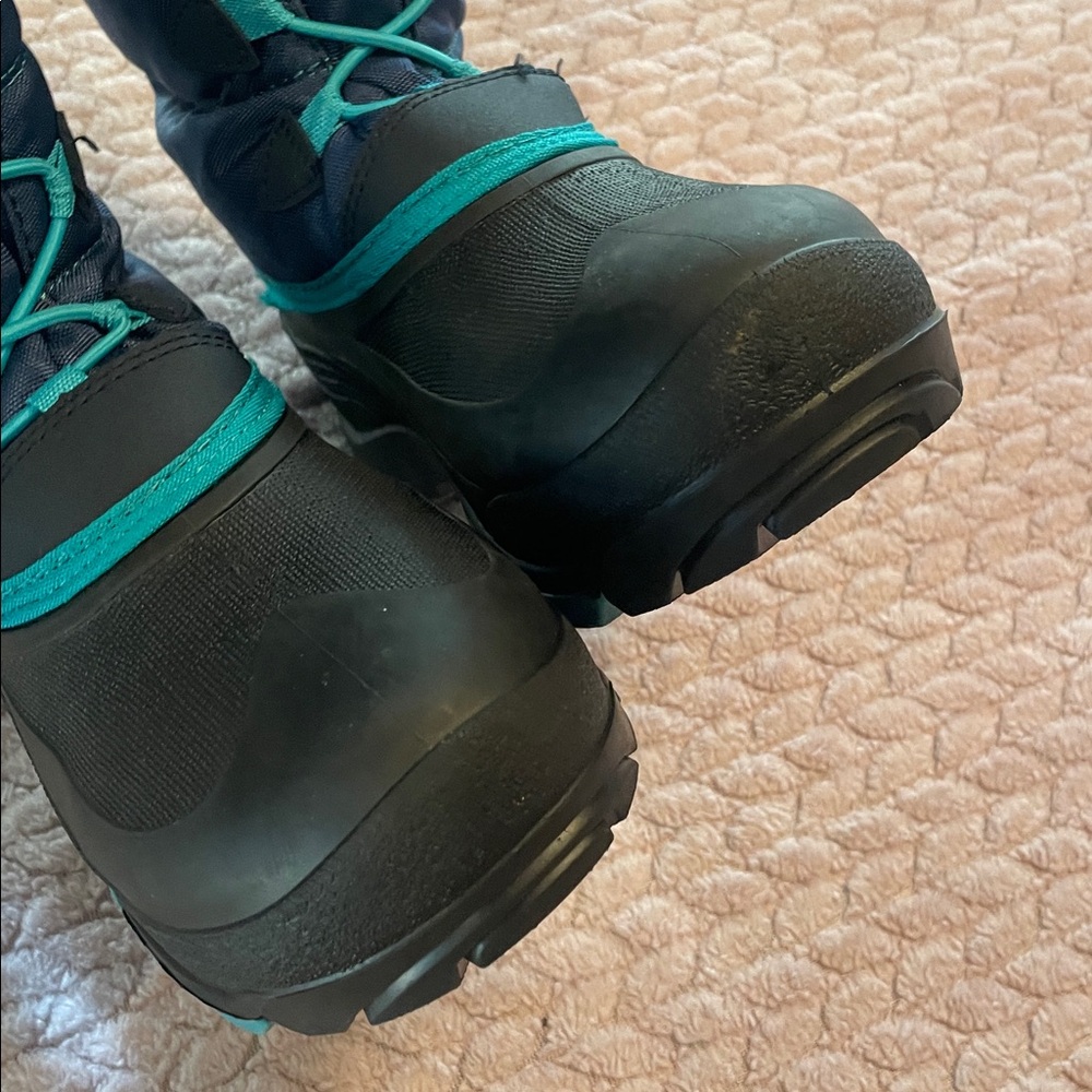 Kamik Womens Snow Boots - size 7 - Picture 7 of 12
